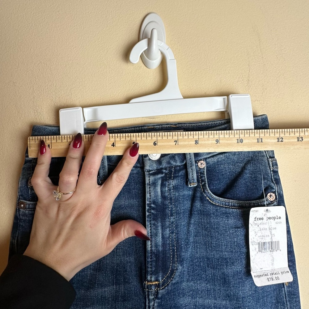 Free People NWT Montana Skinny Slim Leg Jeans in Lake Blue Women’s Size 25 - Picture 13 of 16
